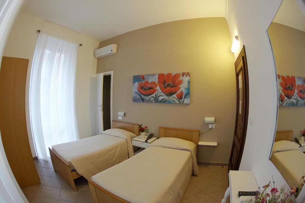 Hotel Lydia Alassio Bilik gambar