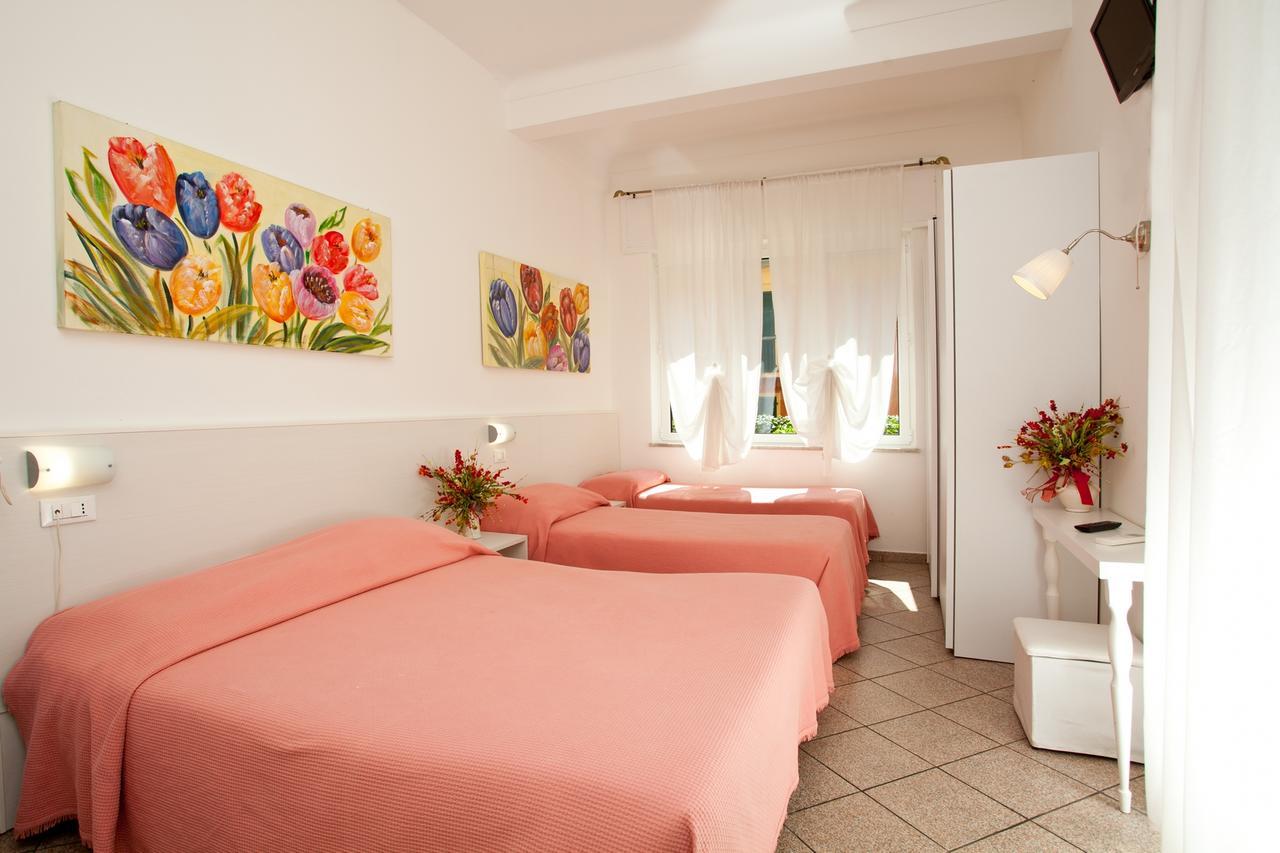 Hotel Lydia Alassio Luaran gambar